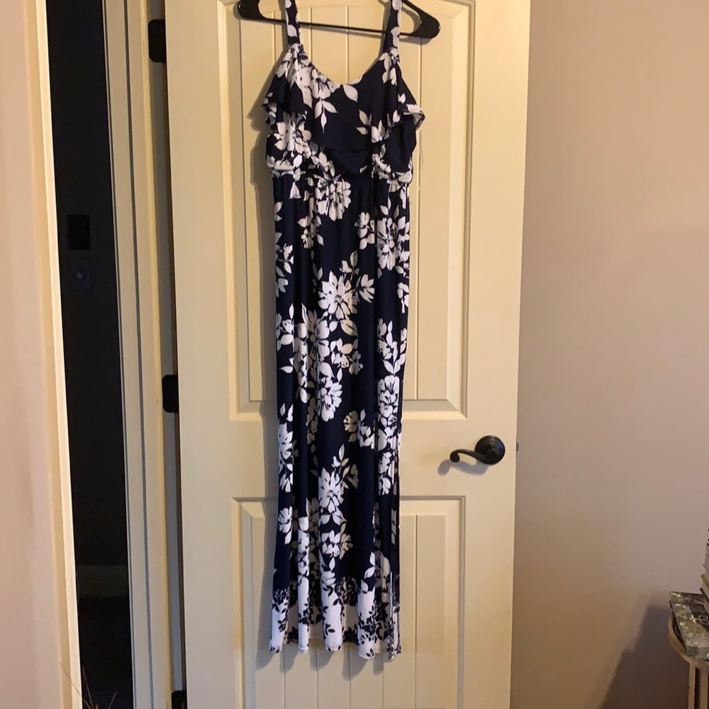 Navy and white floral maxi dress
